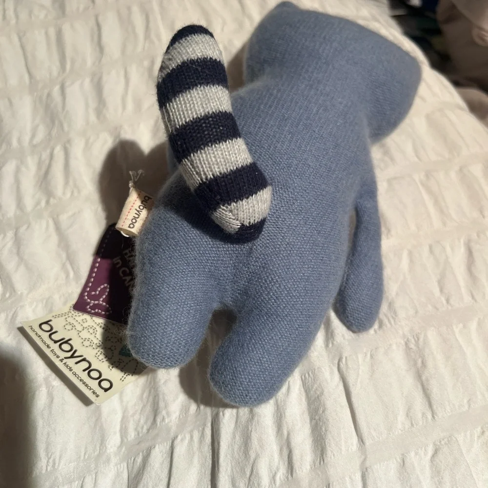 🇨🇦BUBYNOA Handmade Cashmere Cat Plush NWT Handmade in Canada - Picture 3 of 9
